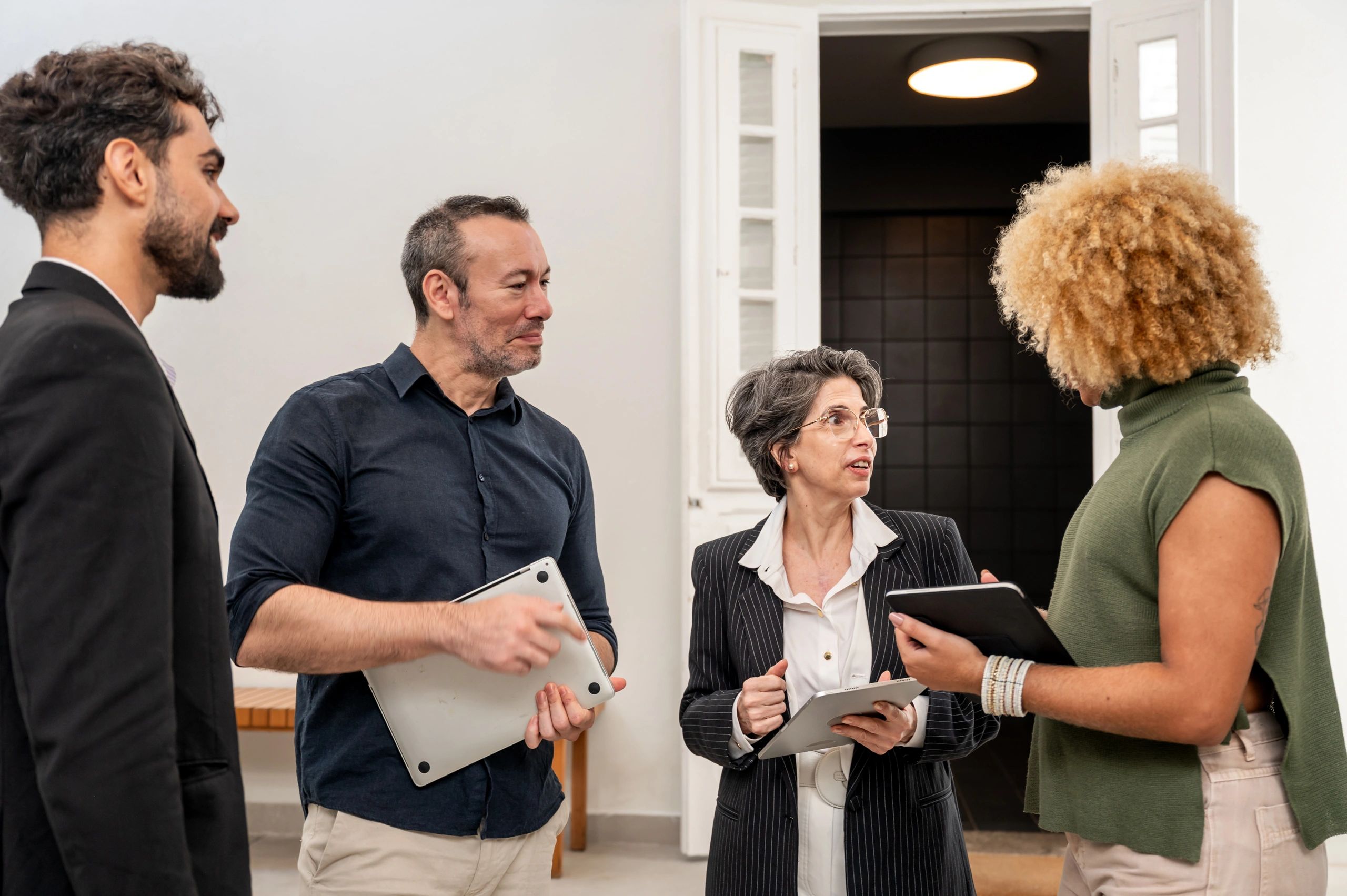 Small business coaching session with a collaborative team